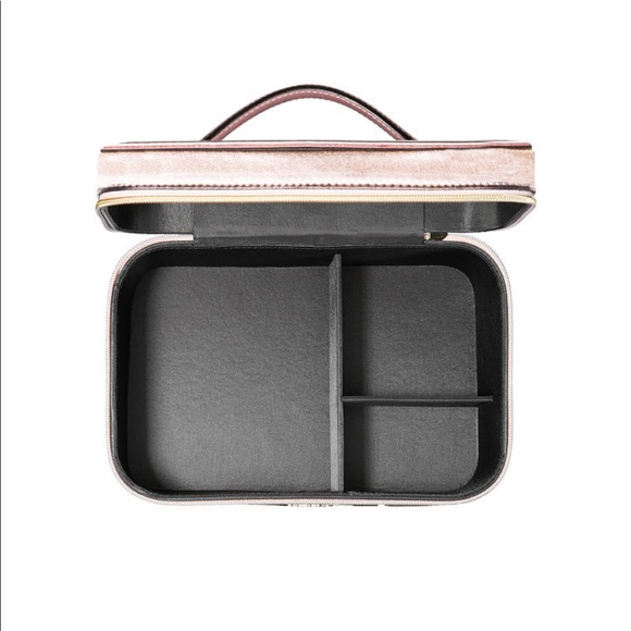 Victoria's Secret Love makeup case - Picture 2 of 2